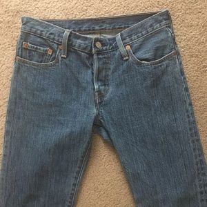 Levi’s 501 CT cropped tapered medium wash